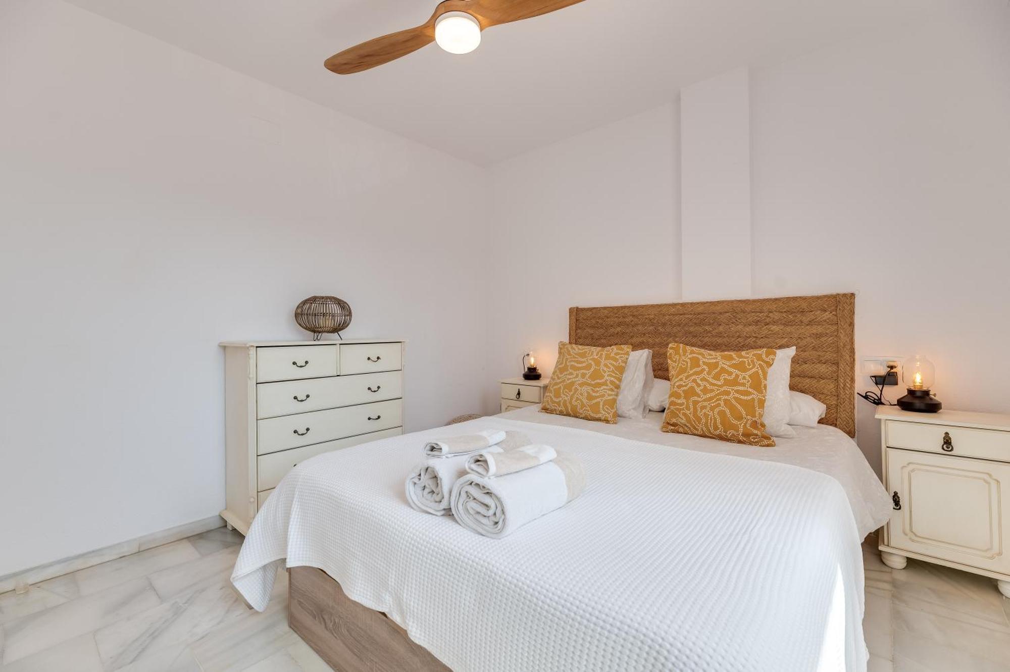 Apartamento Con Amplio Porche Y Bbq Бенальмадена Экстерьер фото